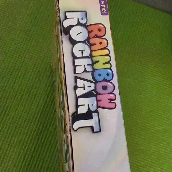 Rainbow Rock Paint Art set NIB Christmas gift - Picture 3 of 4